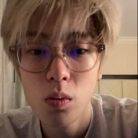 ไซม่อน (@404simonx) 's Twitter Profile