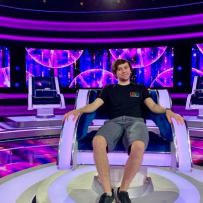 System Developer @KPXdotTV | Video, sound & lights at events | Involved with @WeLoveTropics, @CubedCon, @IRISPrize & @PrideCymru | 🏳️🌈they/them | 24 |