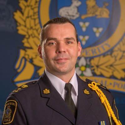 Chief of Police - Waterloo Regional Police Service @WRPSToday. 
Account is not monitored 24/7.  Please call 911 for emergencies. https://t.co/ilQVlCADDY