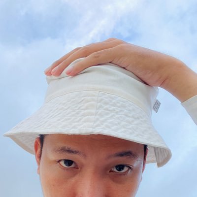 prasastoo's profile picture. Sebagian besar tweet ditujukan untuk diri sendiri