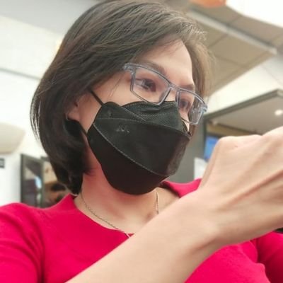 rienamoenyaa's profile picture. ordinary girl