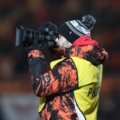 Music/Movies/Mountains/Something of a Nerd/Effortlessly Handsome Man... Views are my own, especially that last one. 🎥 @scarlets_rugby