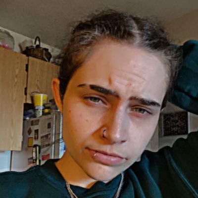 * semi nsfw * sc; jade.jupiter • genderfluid • 🏳️🌈 • le courage n’est pas l’absence de peur, mais la capacité de vaincre.