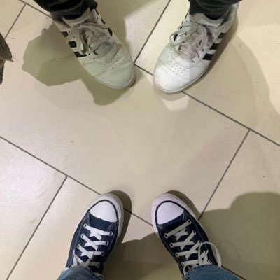 iseeyouu_27's profile picture. hiiiii/saluttt