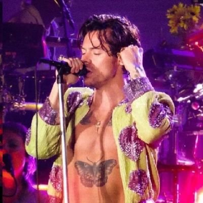 stylwes94's profile picture. the carrousel never stops turning.