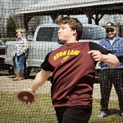 ALHS ‘25 // Football / Track // 5’11 225lbs // DISCUS PR: 155’7” SHOTPUT PR: 44’1.5” // phone# 440-320-3299