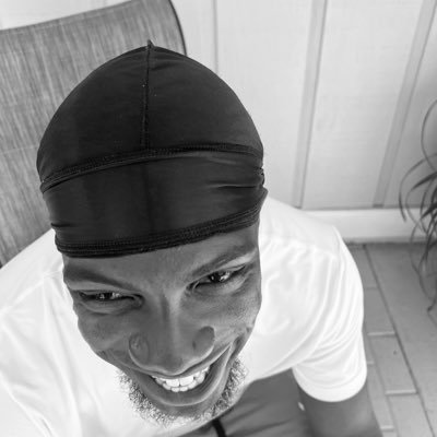 _hrhs's profile picture. 🌤D.C.T🌤