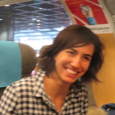 Filóloga de cabeceras selectas. Respuestas por defecto: