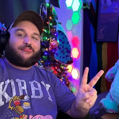 | 🎮 Twitch streamer | 🏳️‍🌈 Gaymer | He/Him/They |🧸 Bear | 🤓 nerd | Business 📧 : Vodkacubtv@gmail.com