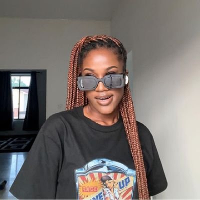 ms_achola's profile picture. Let be and let God!💚