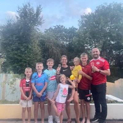 RunsyMumsy's profile picture. Mum of 6, wife of 1, I love to run 🏃‍♀️