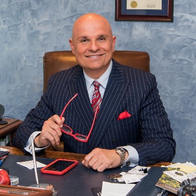 NY Trial Attorney, Managing Partner Aidala Bertuna & Kamins @abklawnyc | Radio Host @AM970TheAnswer | On-Air Radio & TV Legal Analyst | #ABKLaw #ArthurAidalaEsq