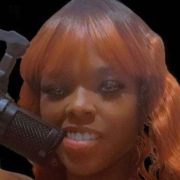 Radio personality, #fleetdjs, #VAFLEET, indie artist, graphic designer, jewelry designer, business assistant... etc
