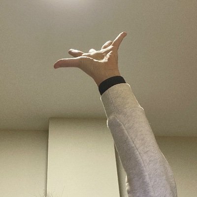 mccamara_'s profile picture. What the hell am I doing here?