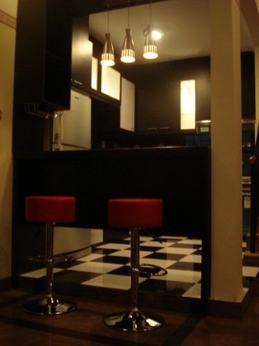 pusat desain interior balikpapan seperti rumah, kantor, taman dan hotel sekaligus furniture unik seperti lemari dapur, televisi, tempat tidur dan meja makan