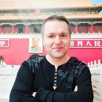 Albanian Photo-Reporter in Beijing
阿尔巴尼亚记者在北京
+8613070133661