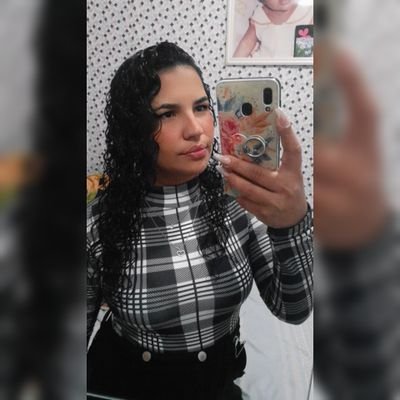 Sou filha daquele que até o mar obedeceu e Ele me disse: “Aí daquele que te humilhar e te tocar, eu te exaltarei, tu és minha menina”.✨🙌🏼❤️