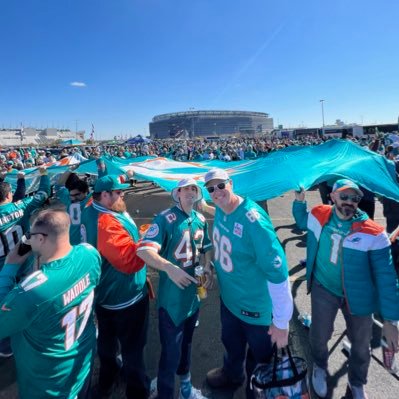 #FinsUp Lifelong Dolphins fan ☝🏼🐬🙏🏼                                             CHECK YOUR PULSE