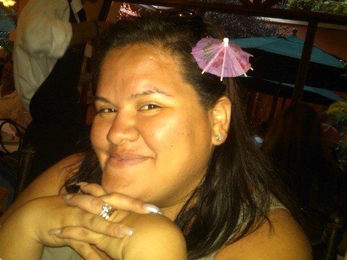 rominnadeleon's profile picture. I love to hang out with my family and I'm a workaholic.