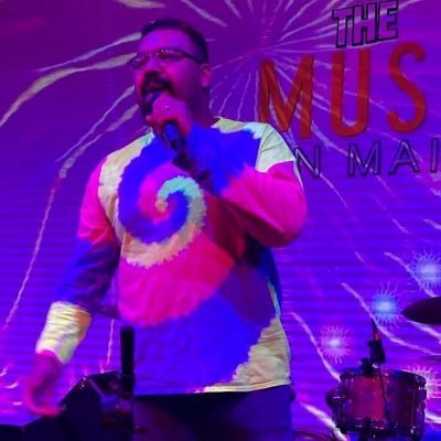 shimmyjimmyya's profile picture. Imagination. Adventures. Peace. Love. Happiness. Good Vibes. 
Married w/ 2 kids :)