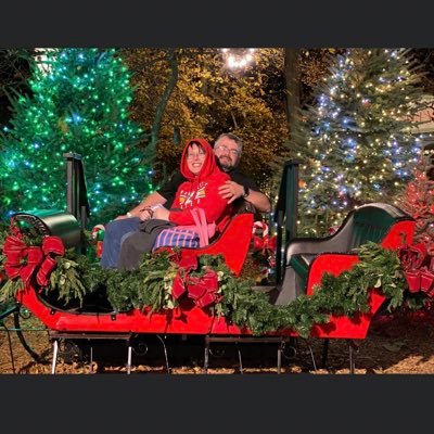 NKOTBFAN371's profile picture. just a fun loving lady happily married to a wonderful man of 10 years and love football go chiefs and am an avid diamond painting addict