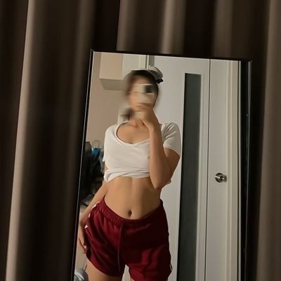 20 • 5'7 • dms are for content buyer and booking only • also offering facereveal content and vcs •