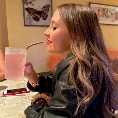 nerea_torre's profile picture. Si quiero la luna, me la bajo yo solita 🌙✨