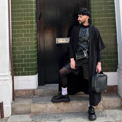 alberto_albert9's profile picture. insta: @albertt_albert9