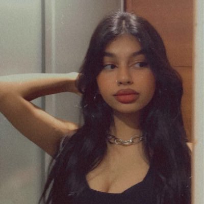 5’2 | (she/her) | equal rajma chawal & one direction enthusiast