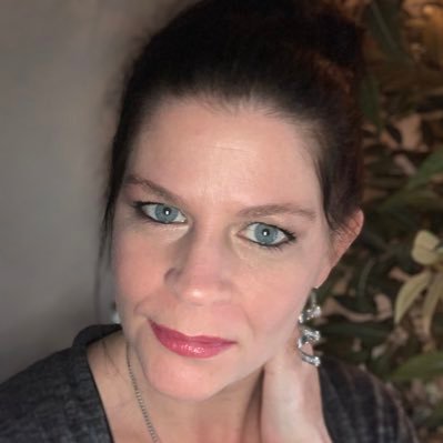 chandeliereye's profile picture. Emancipated Empath