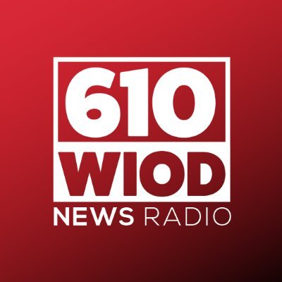We are South Florida's source for news, weather and traffic 24/7! Click here to listen: https://t.co/cHFUvNV8dx
