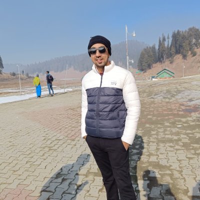 bchhabra2490's profile picture. Full stack engineer | skier