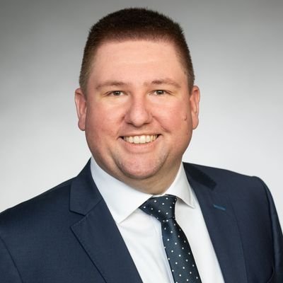 SAP PM Consultant @Orianda Solutions AG who also loves cars