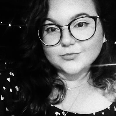 // sutil como um banho de pimenta tabasco verde e grossa como o ronronar de um gatinho // INFJ-T // 2w3 sp/so // ♐︎ // ela/she.