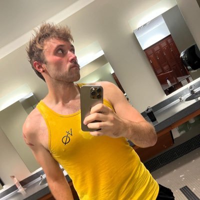 JoshuaRents1's profile picture. 