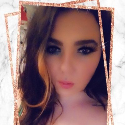 Queenfreyax Profile Picture