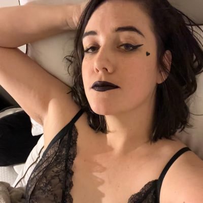 audreyas's profile picture. an emotionally unavailable water tower; a little library rat \\\\\\ tucky born | writer | 🌱 | ♏ | she/her/they