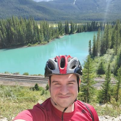 Technologist 💻
⚽️Manchester United ⚽🏴
Living in Canada 🇨🇦