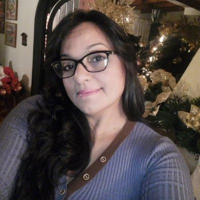 Fabimechem's profile picture. Diseñadora Gráfica Senior