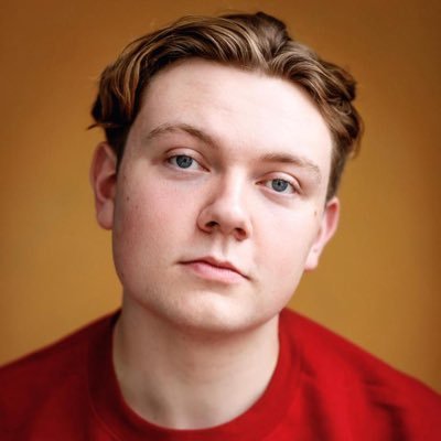 Actor. 2022 BA Acting Graduate. Drama Studio London https://t.co/L5UyiJ1FYx