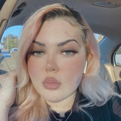 Trust hard to get but easy to lose. XO In love w myself. scorpio 🧡