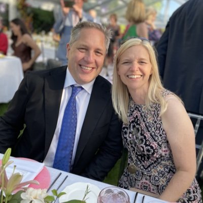Entrepreneur, investor, husband, dad to two great kids. Long-distance swimmer. Proud Canadian. Commenting on economics, energy, politics and business.