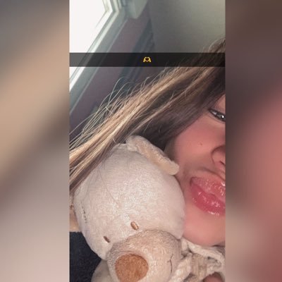 Elena_crtt's profile picture. 