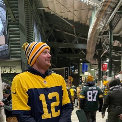 An Optimistic Green Bay Packers fan EST 1992 🏈🧀| Gif Level Expert | Trophy Husband | Girl Dad |