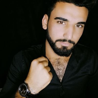 مِن السهَل أنَّ تحب الناس ولَكِنّ مِن الصعب أنَّ تجبر الناس عَلَى حبك. 🌹