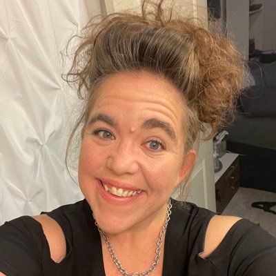 CARoethler's profile picture. Funny - charismatic - determined to succeed - love to laugh - love a Delorean - Stormtrooper