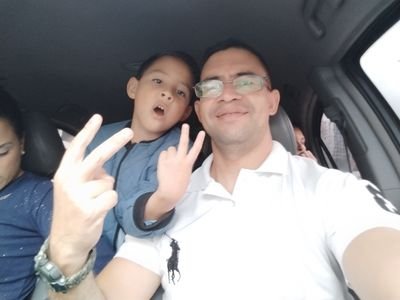 MervinMervin560's profile picture. Más ser menos parecer!