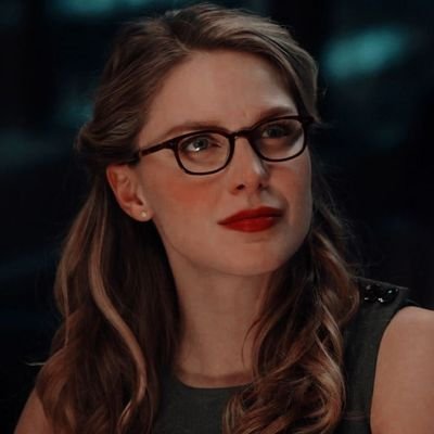 (っ◔◡◔)っ ♥ Supergirl saved me, but you Kara Danvers are my hero ♥ @melissabenoist