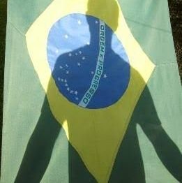Cristão (pela misericórdia de Deus), conservador/ liberal, militante da
Lei e Ordem, da Paz e da Prosperidade 🇧🇷