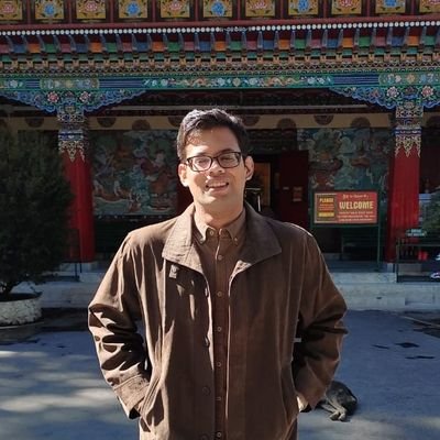 d_folium's profile picture. mathematics is that subset of physics where experiments are cheap 🤡